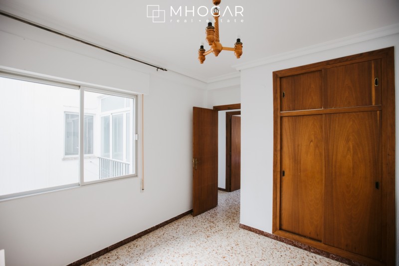Jalón - Amplio apartamento con vista a un precio excelente!